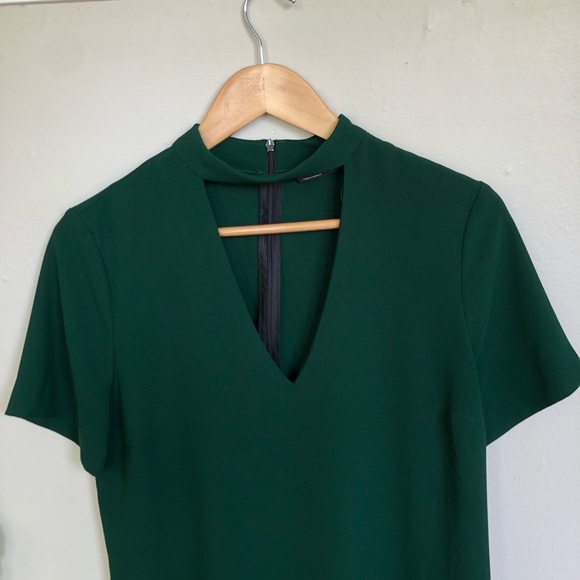 Zara Emerald Green Choker V-Neck Plunge Shift Dress - Picture 8 of 11